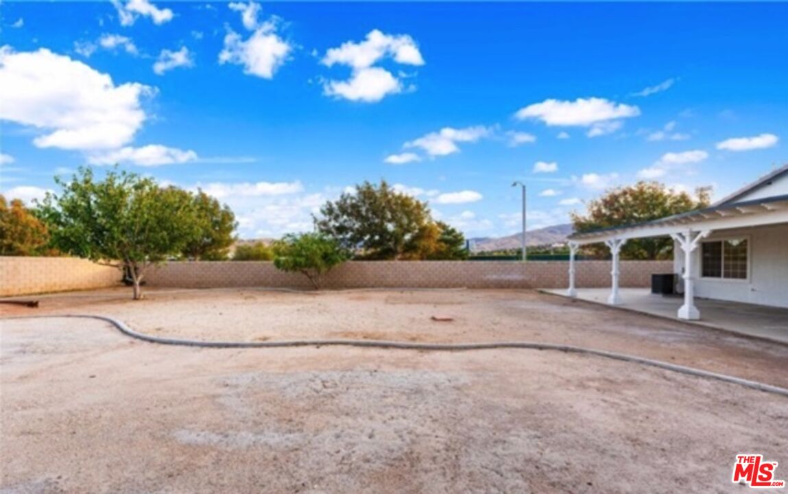2610 Trudeau Ln