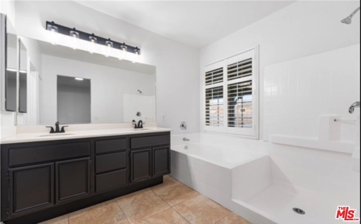2610 Trudeau Ln