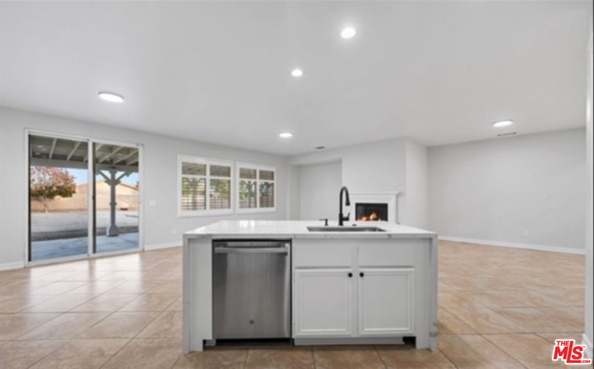 2610 Trudeau Ln
