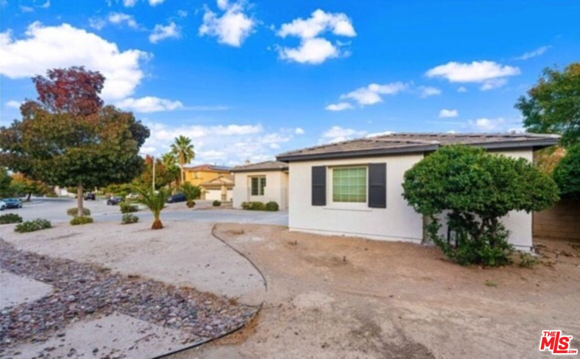 2610 Trudeau Ln