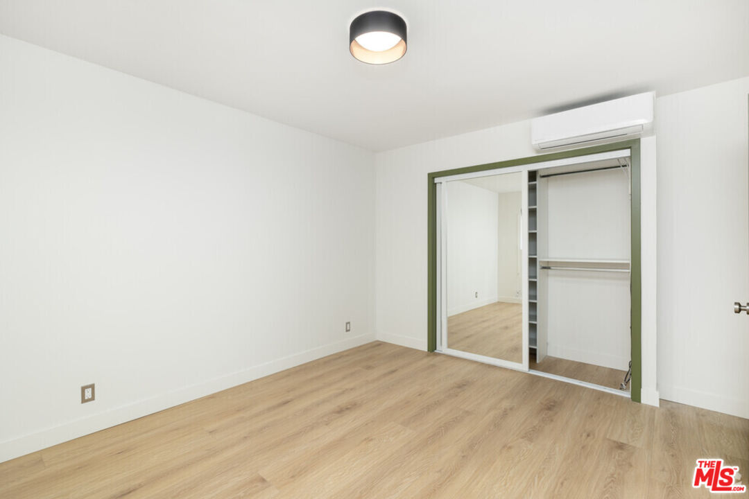 6615 Franklin Ave Unit: 110