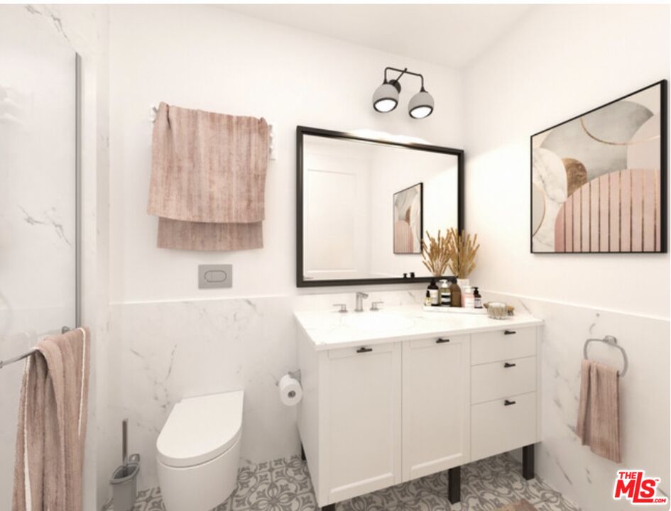 5768 W 3rd St Unit: 205