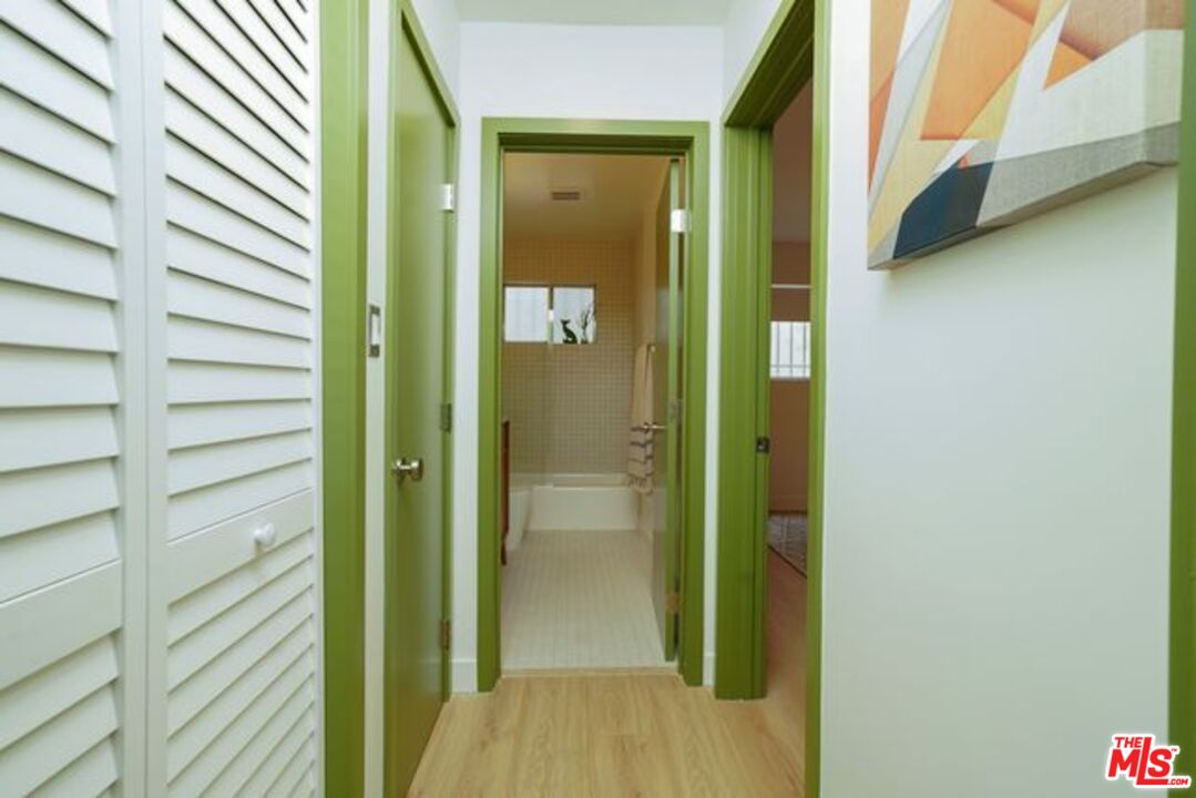 6615 Franklin Ave Unit: 221