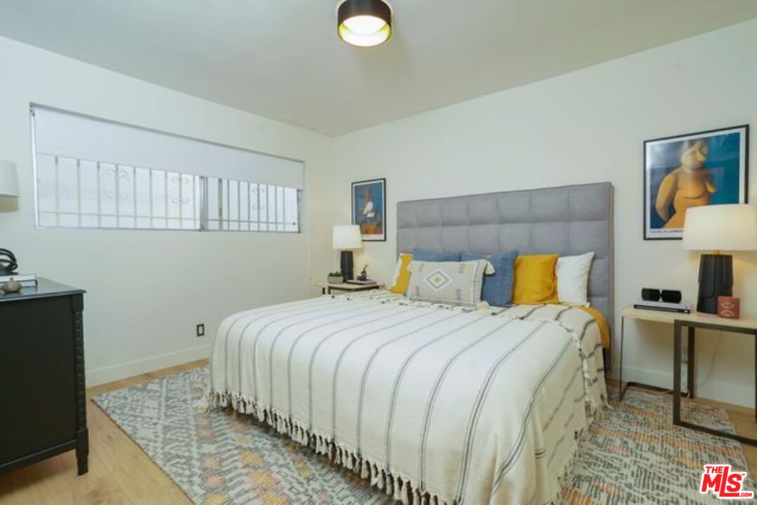 6615 Franklin Ave Unit: 221