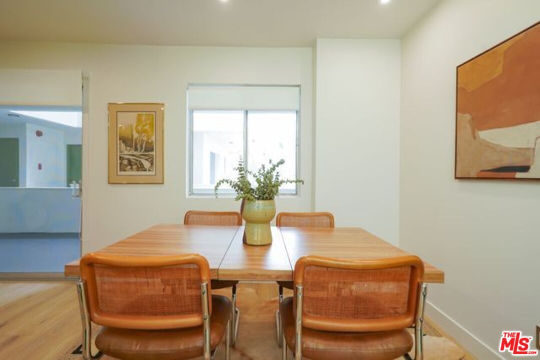 6615 Franklin Ave Unit: S2