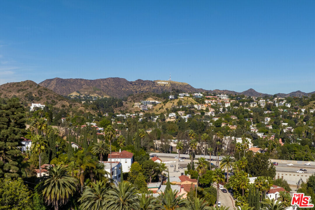 6615 Franklin Ave Unit: S2