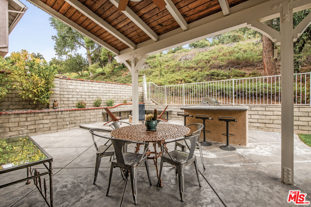 28256 Evergreen Ln