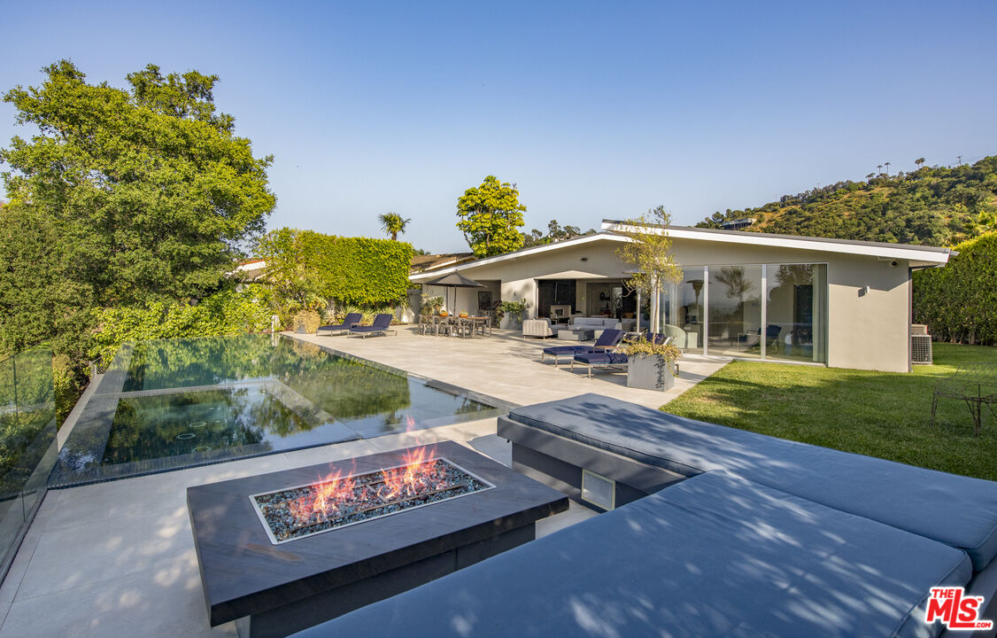 10829 Alta View Dr