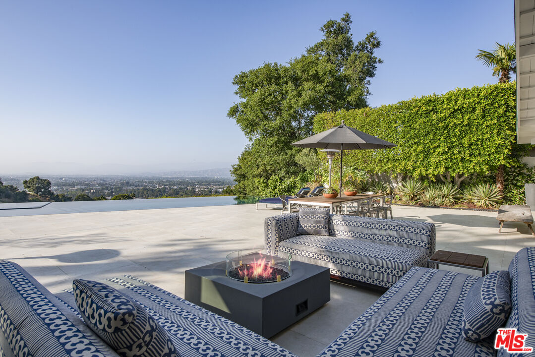 10829 Alta View Dr
