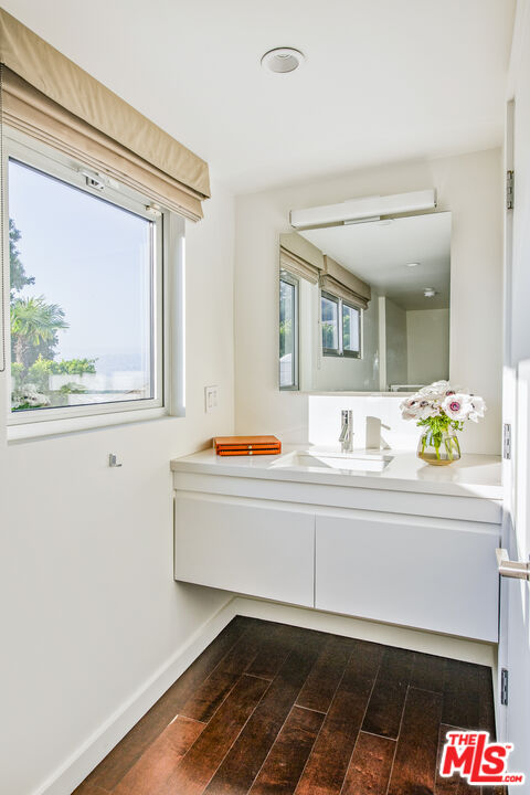 10829 Alta View Dr