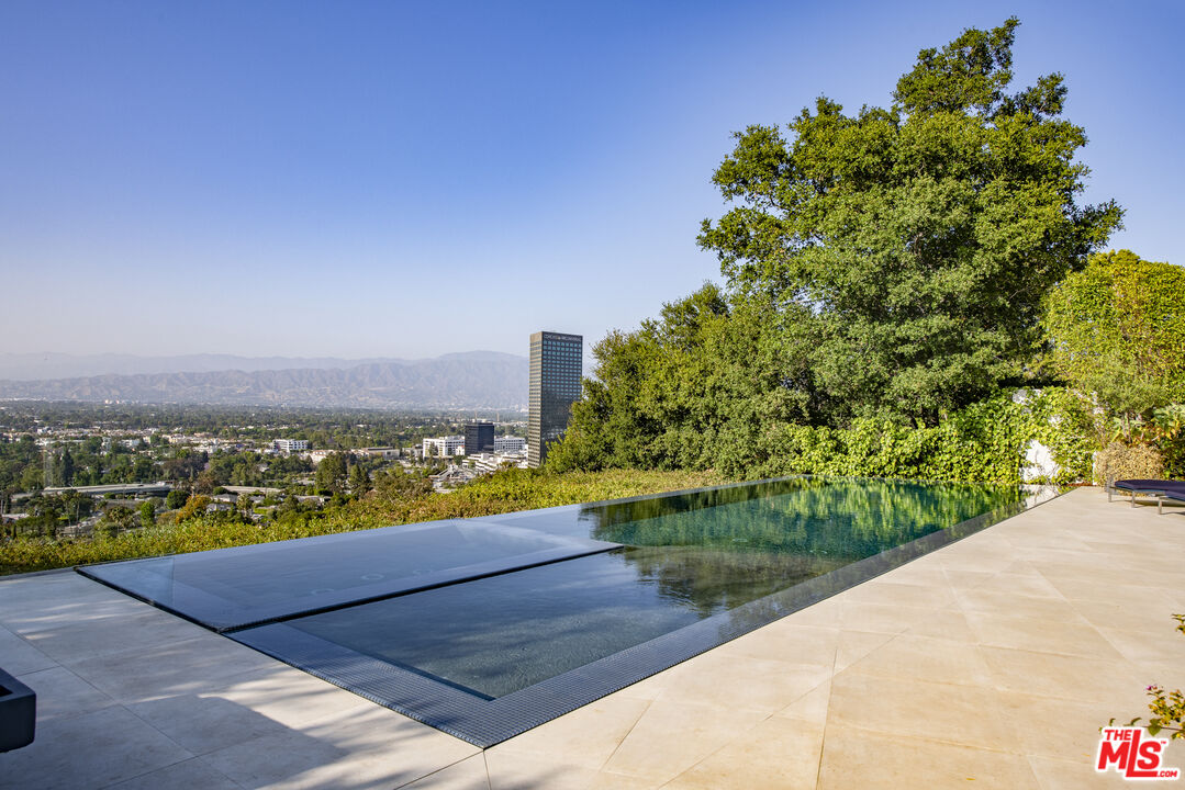 10829 Alta View Dr