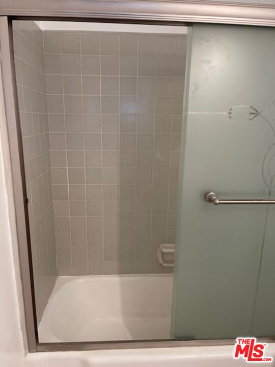 423 S Rexford Dr Unit: 105