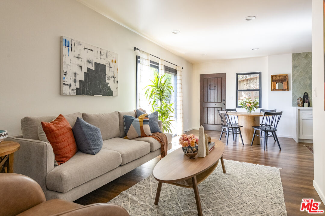 2039 N Avenue 52