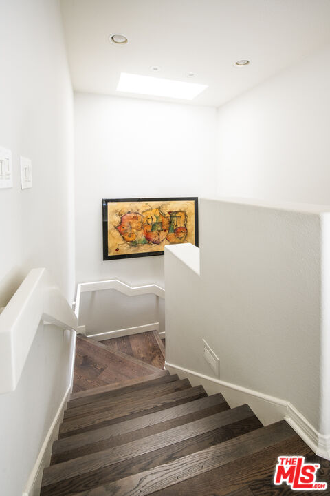 628 Palisades Dr
