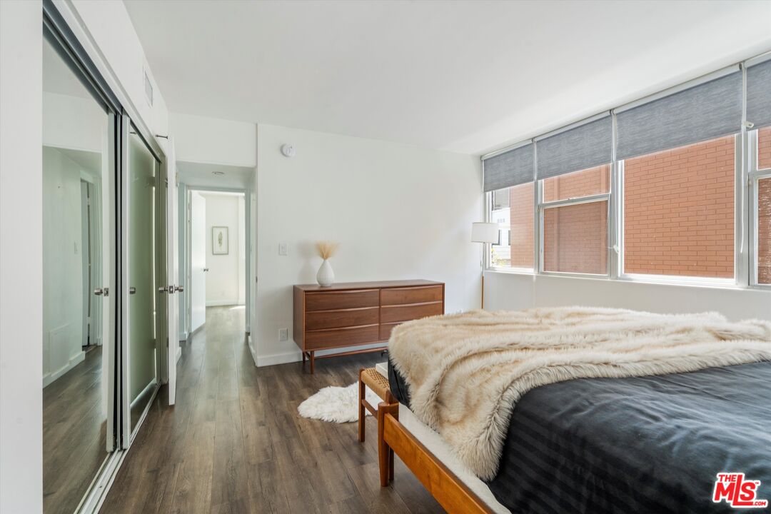131 N Gale Dr Unit: 2A