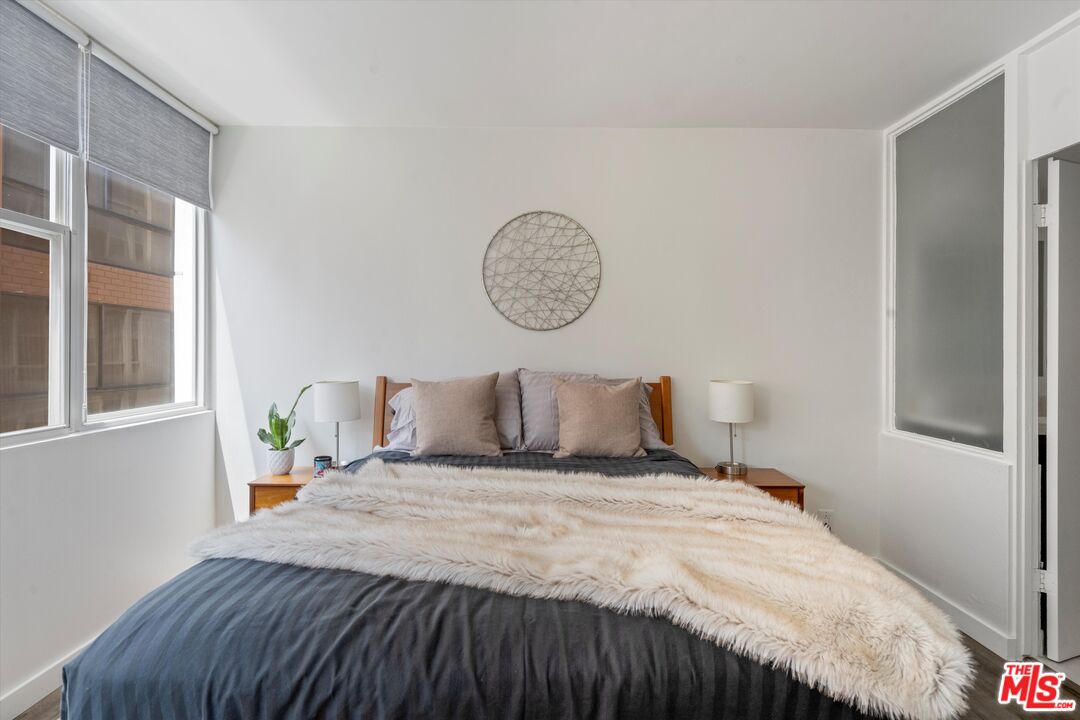 131 N Gale Dr Unit: 2A