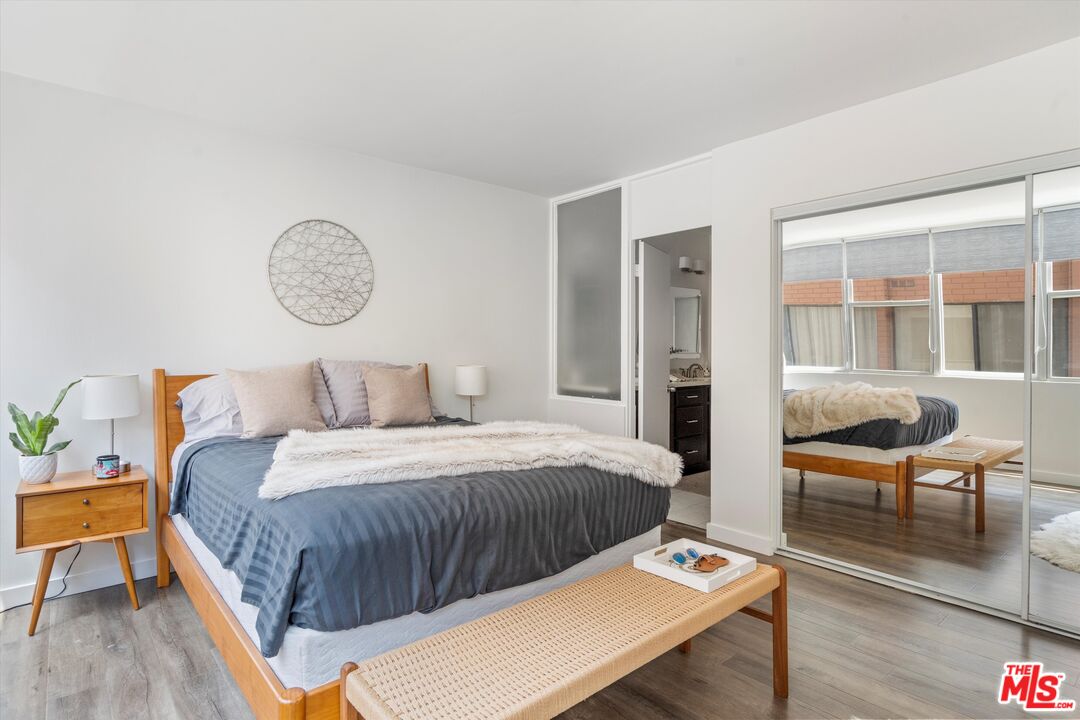 131 N Gale Dr Unit: 2A