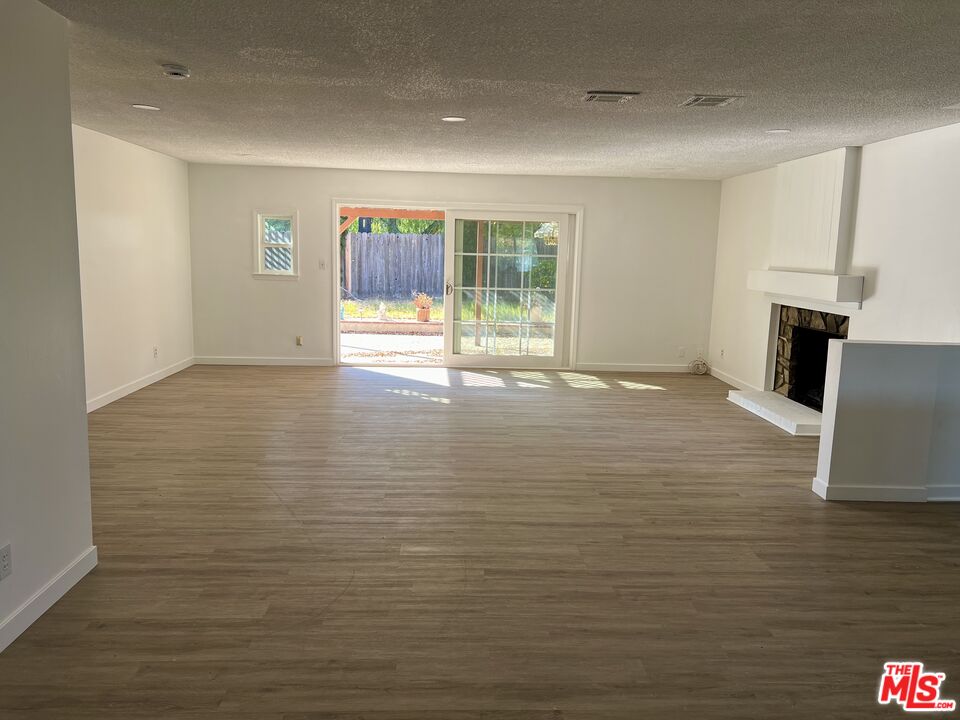 2325 Markham Ave