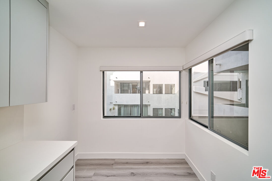145 S Maple Dr Unit: 202