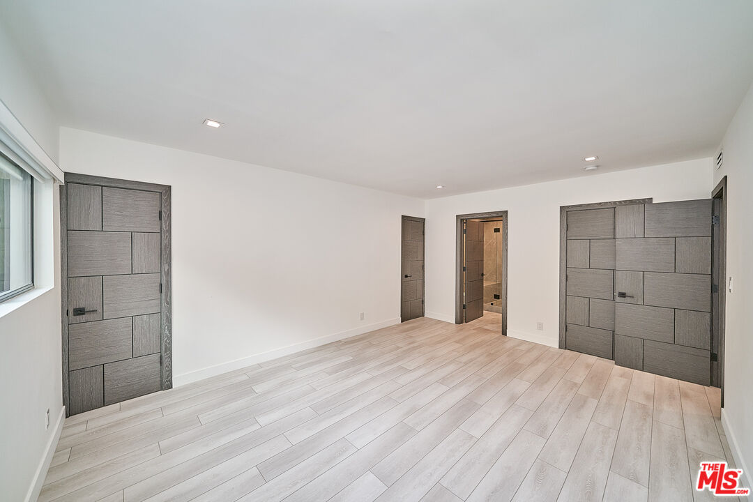 145 S Maple Dr Unit: 104