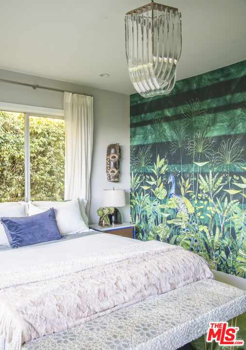 11472 Laurelcrest Rd