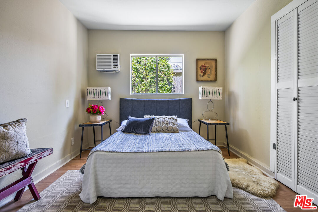 11670 Erwin St