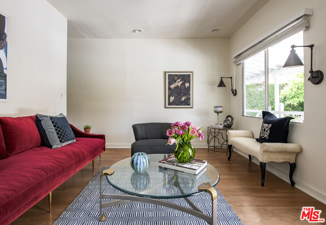 11670 Erwin St