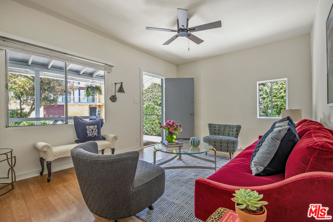11670 Erwin St