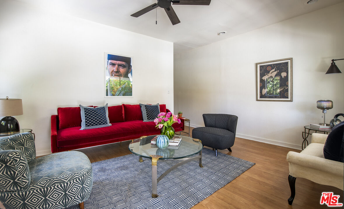 11670 Erwin St