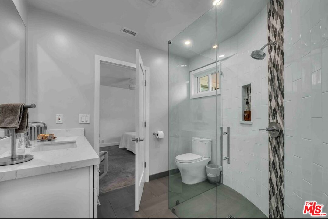 5120 S Garth Ave