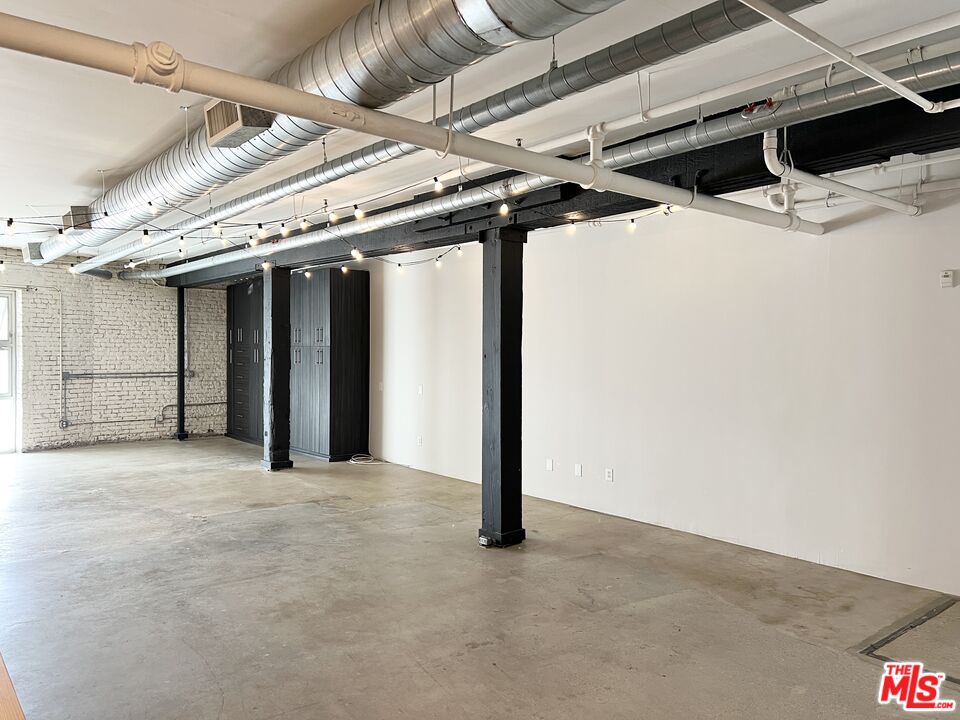 500 Molino St Unit: 117