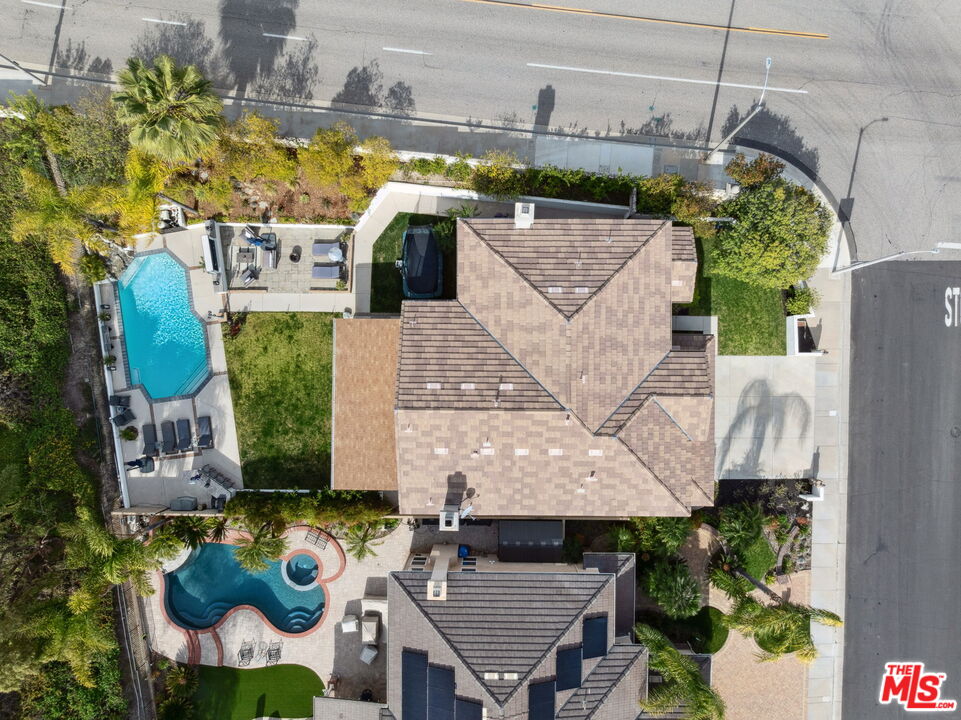 26750 Brooks Cir