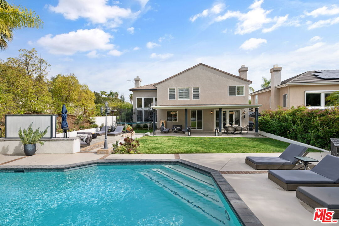 26750 Brooks Cir