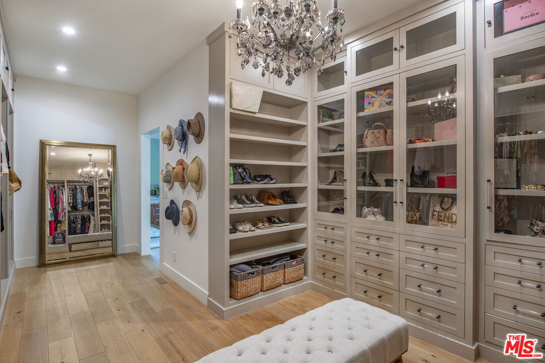 2655 Topanga Skyline Dr