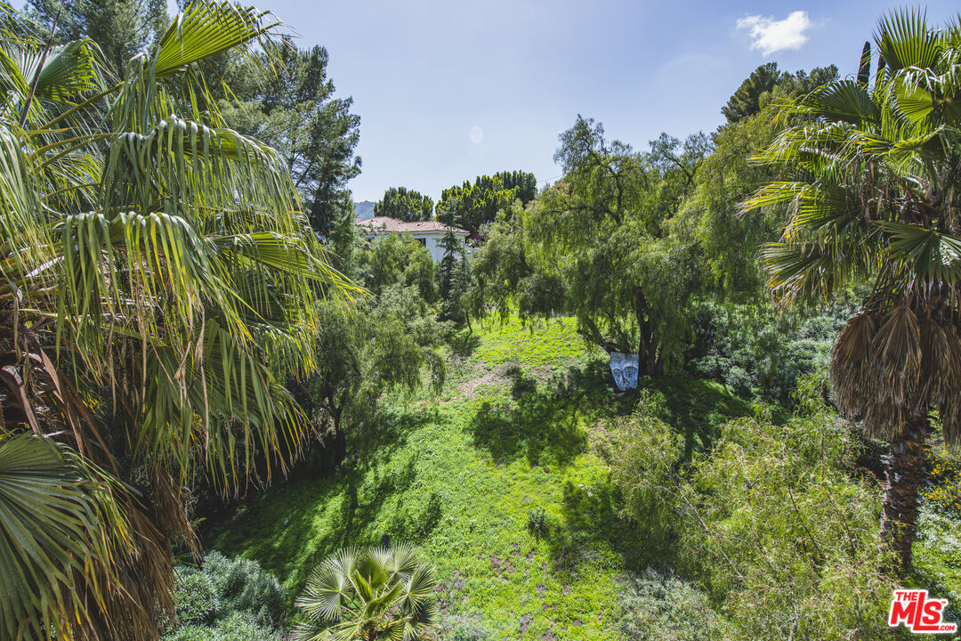 2655 Topanga Skyline Dr