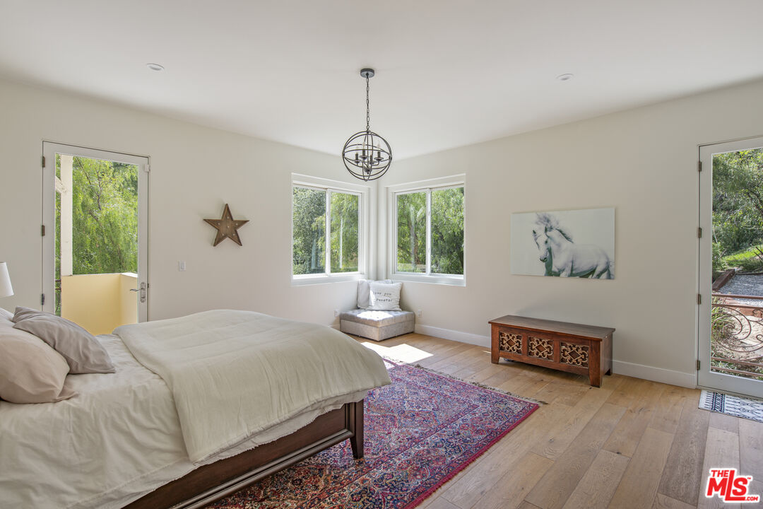2655 Topanga Skyline Dr
