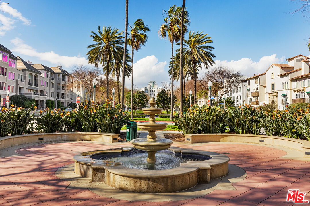 13200 Pacific Promenade Unit: 318