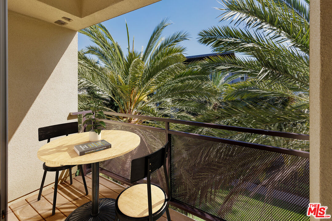 13200 Pacific Promenade Unit: 318