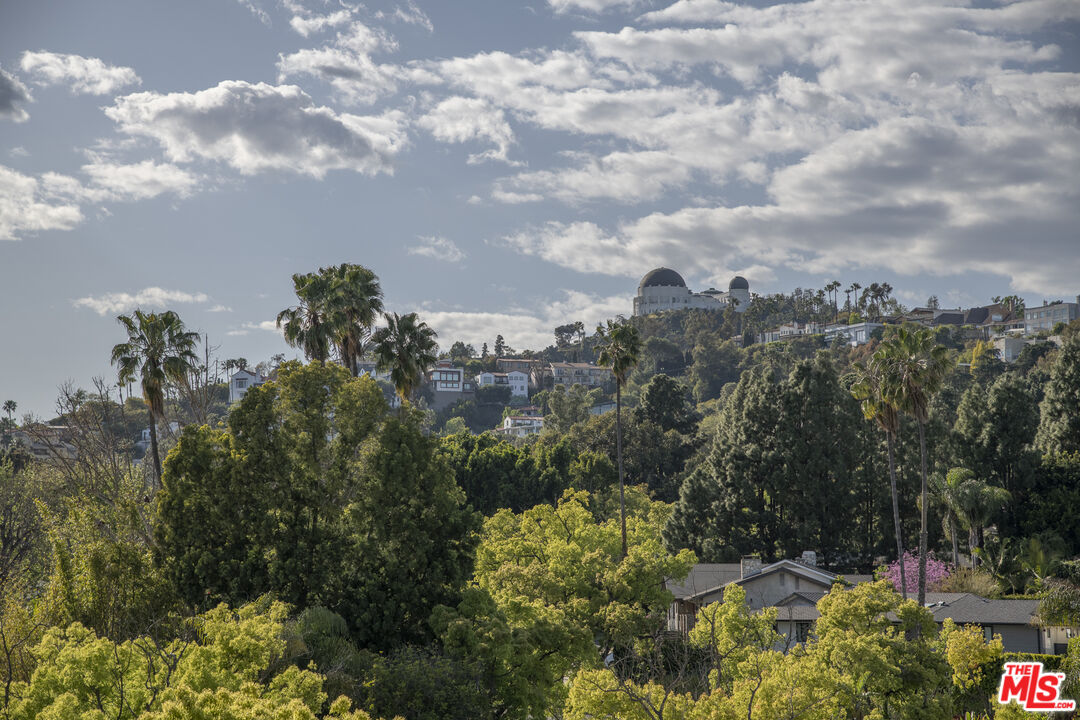 4455 Los Feliz Blvd Unit: 504