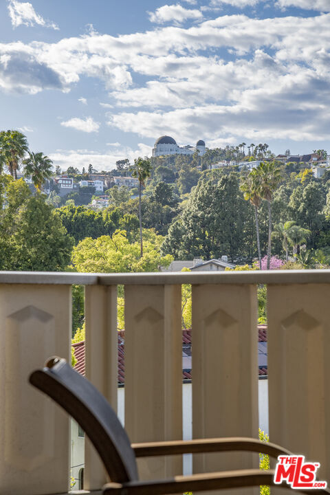 4455 Los Feliz Blvd Unit: 504