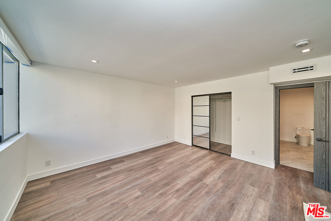 137 S Maple Dr Unit: 202