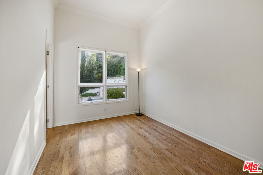 3780 Multiview Dr