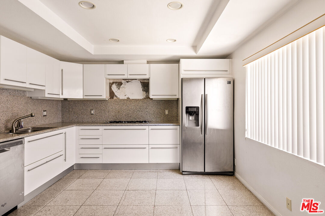 4622 Glencoe Ave Unit: 4