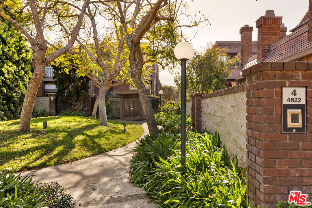 4622 Glencoe Ave Unit: 4