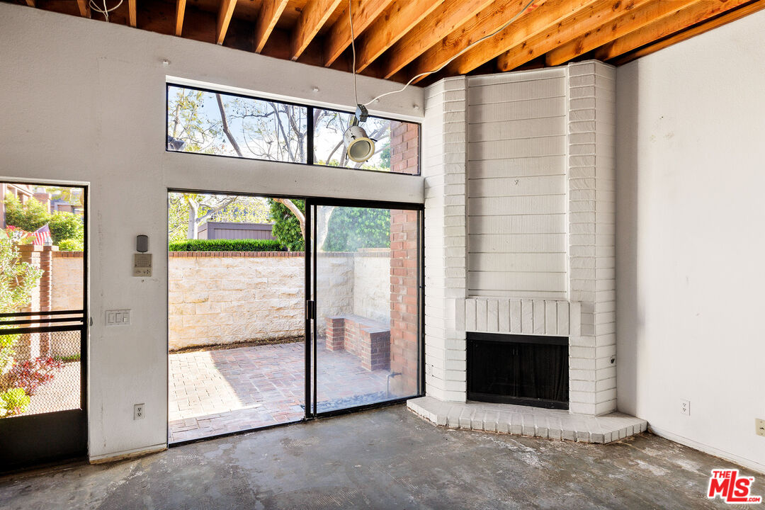 4622 Glencoe Ave Unit: 4
