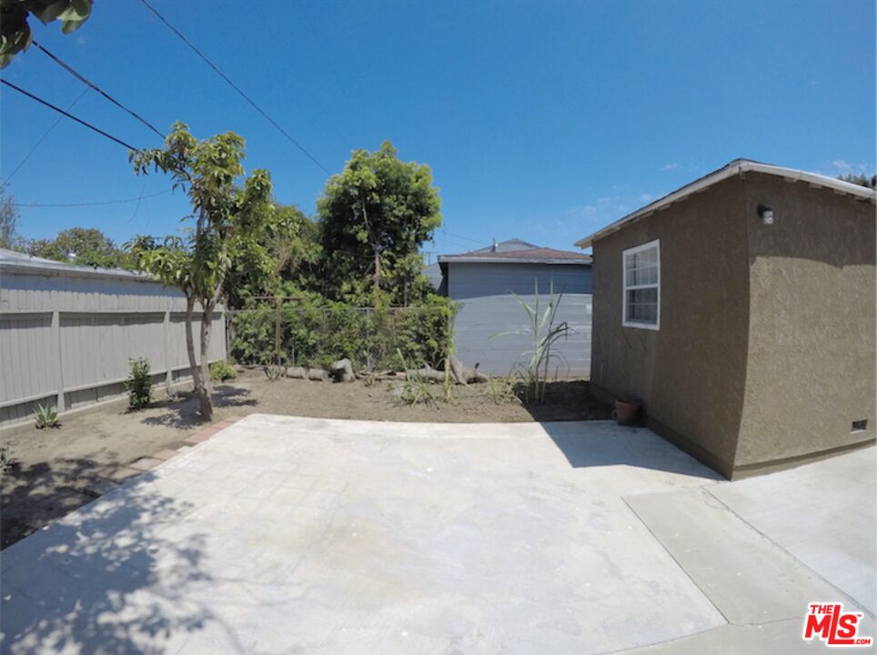 4138 Commonwealth Ave