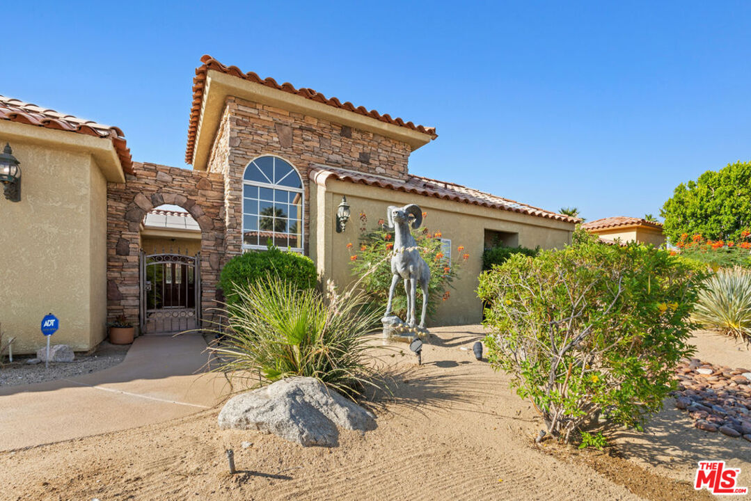 108 Chelsea Cir