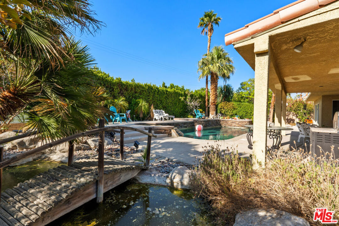 108 Chelsea Cir