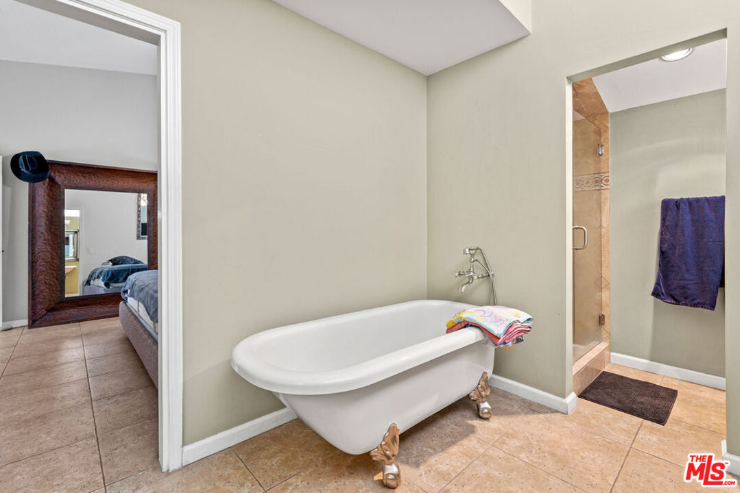 108 Chelsea Cir