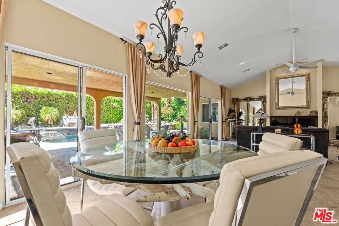 108 Chelsea Cir